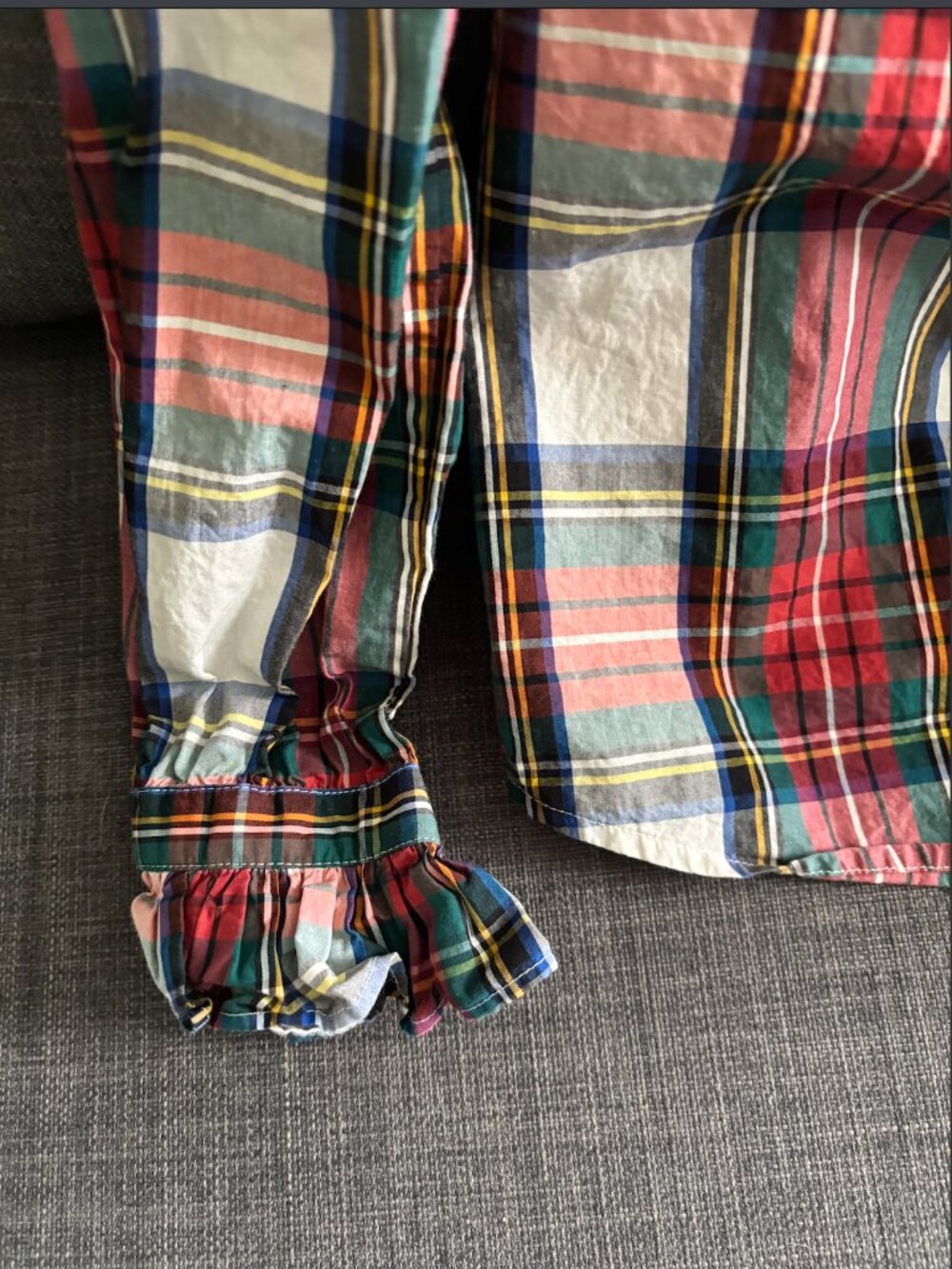 JCREW PLAID RUFFLE NECK BLOUSE • XS - Picture 3 of 6